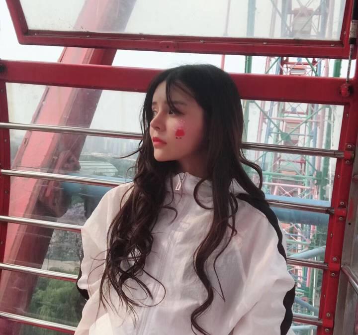 锦江区00年小妹