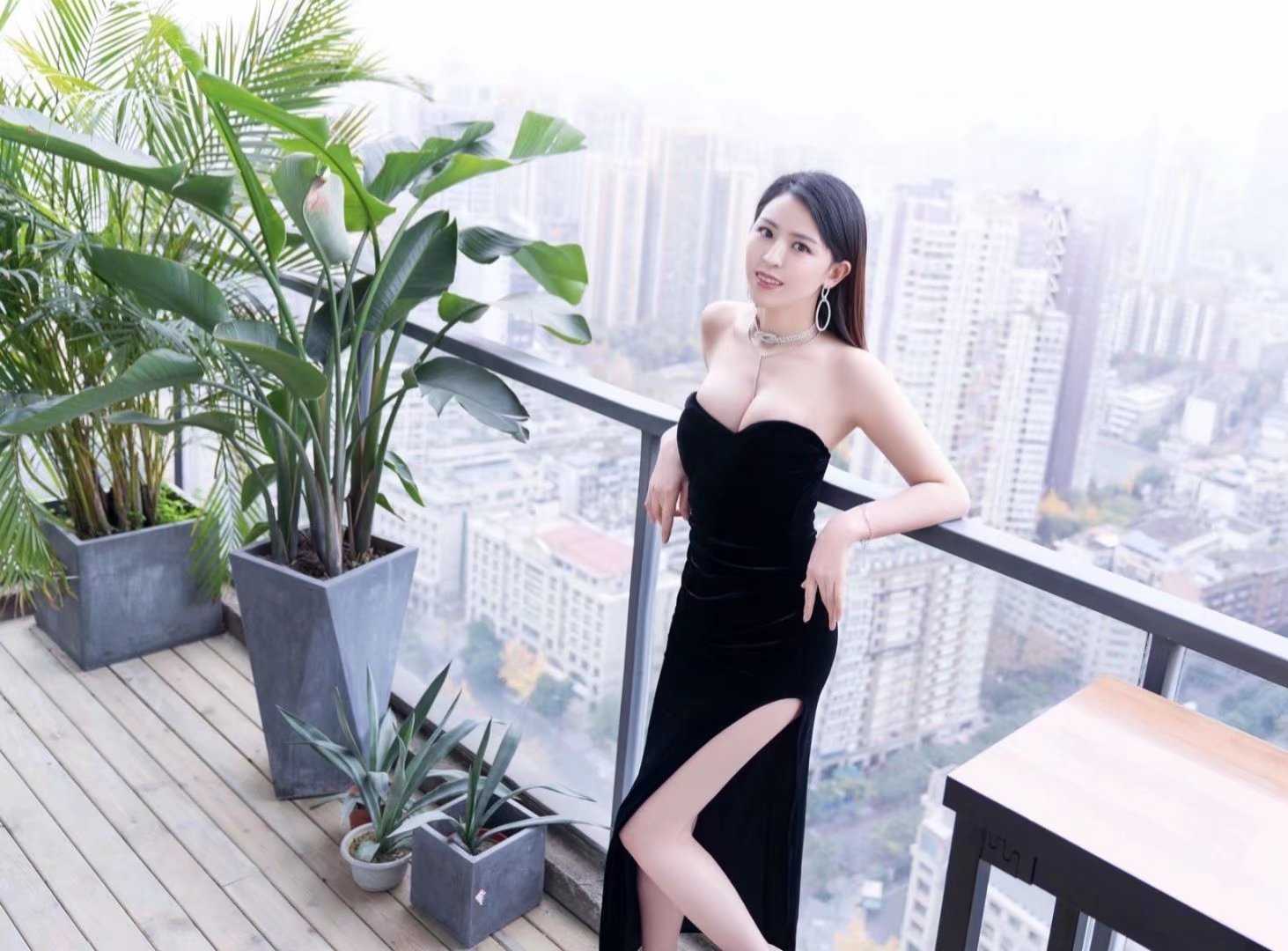 分享武侯区lf 一个，挂像佟丽娅