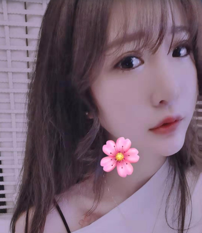 极品00后刚下水兼职宝贝